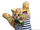 Кот ползущий средний с рыбой *